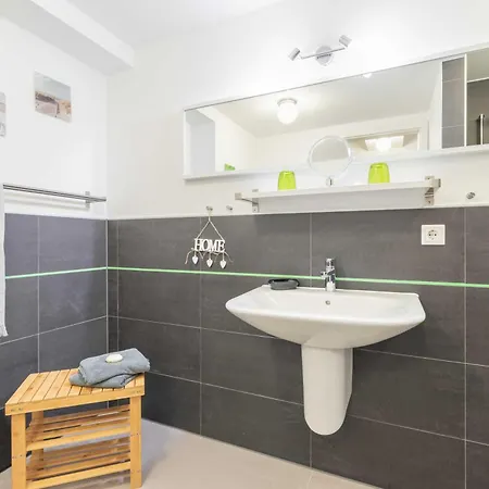 Haus Calmsailing We 1 4 Бёргеренде-Ретвиш